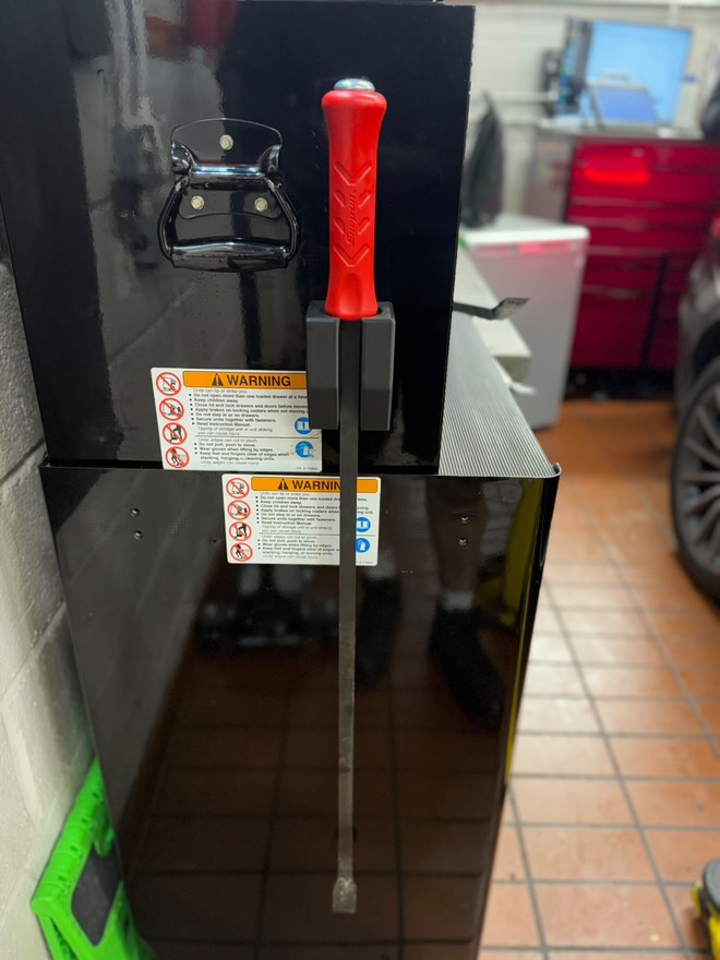 1 Slot Large Snap On Pry Bar Holder - Magnetic