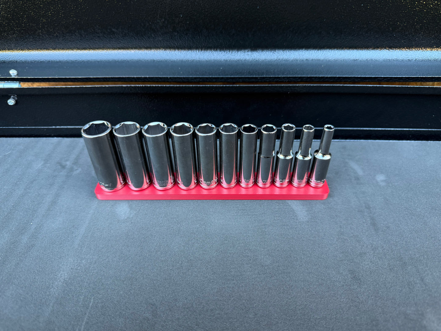 Halfords Advanced 1/4" Deep Socket Holder (Holds 11)
