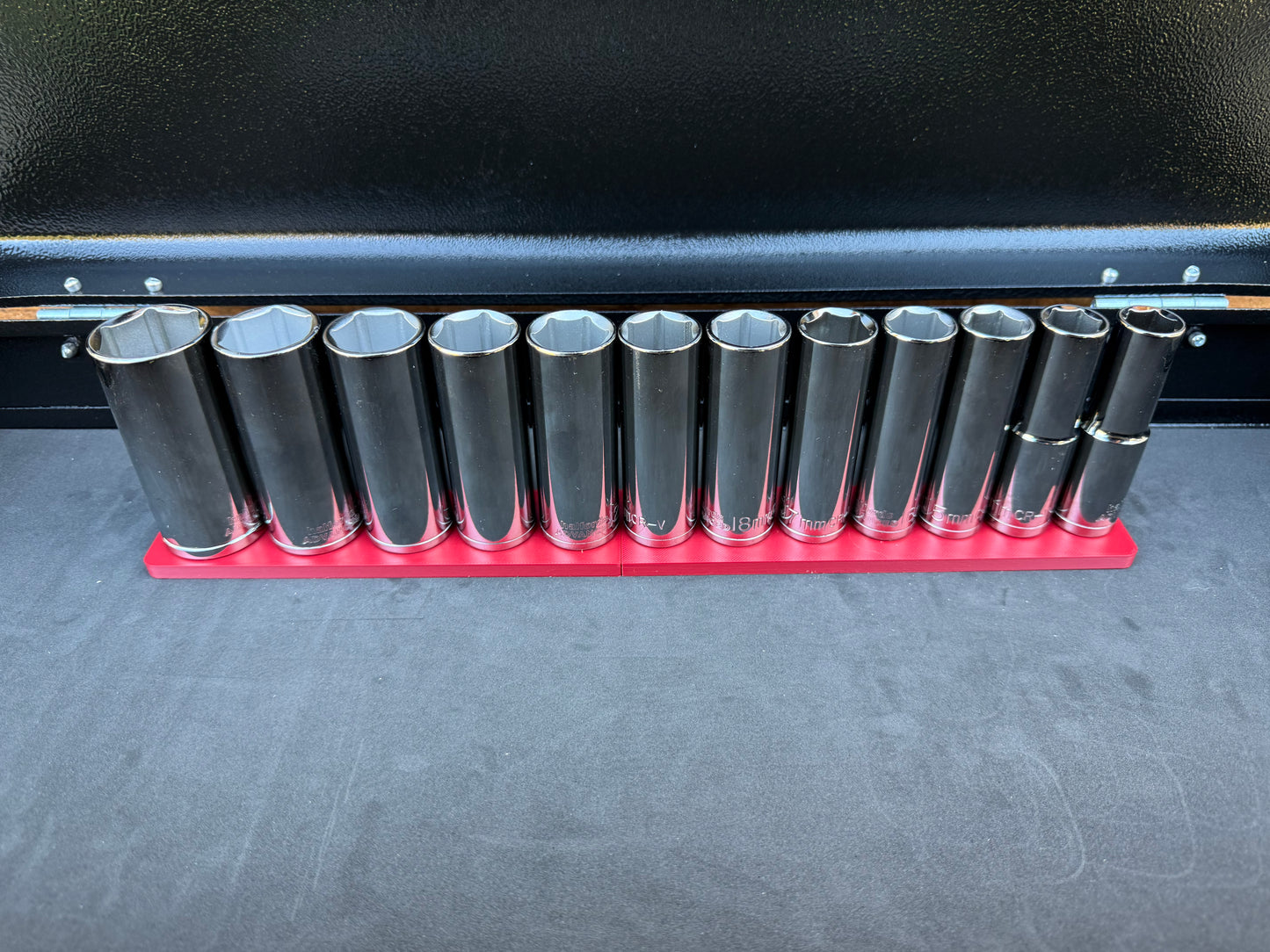 Halfords Advanced 1/2" Deep Socket Holder (Holds 12)