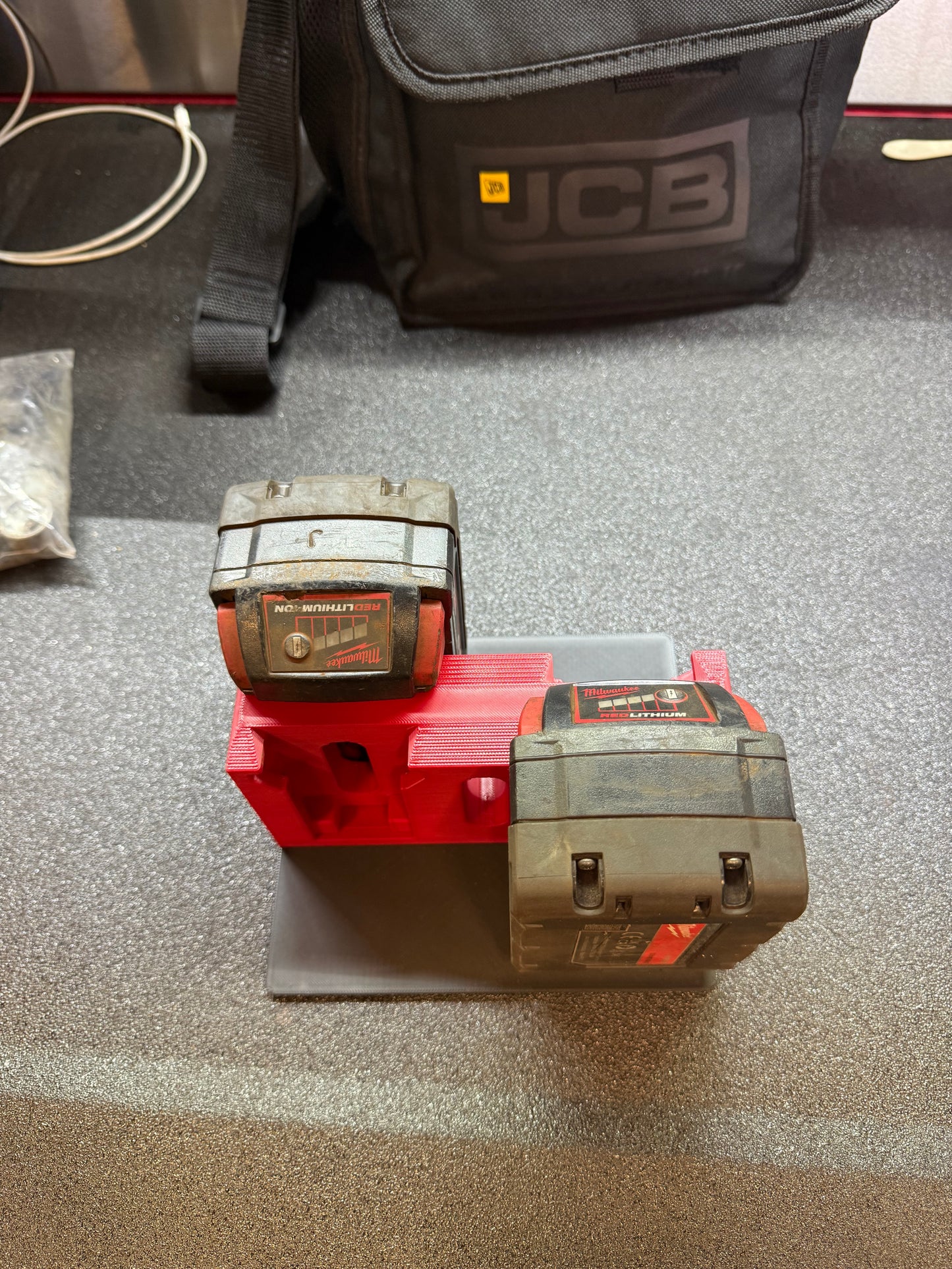 Magnetic Milwaukee M18 Battery Holder (Holds up to 4)